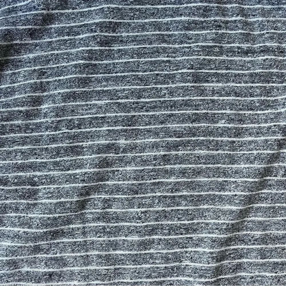Faherty Cloud Cotton Reversible Crew Navy/Striped - Picture 10 of 10